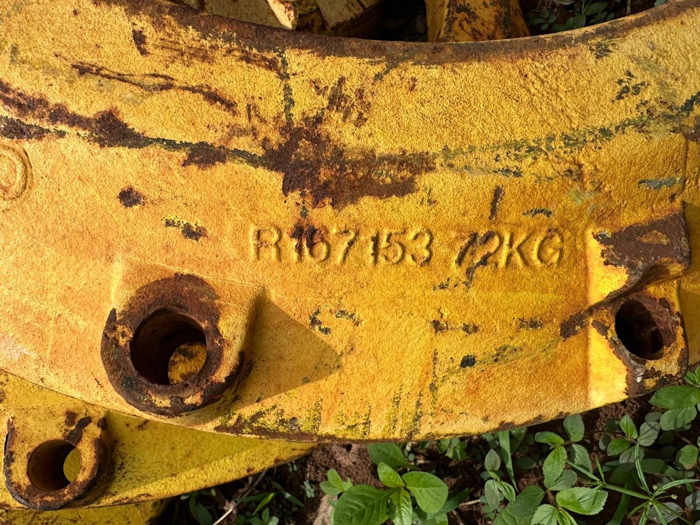 PESO 72KG TRATOR JOHN DEERE - R167153