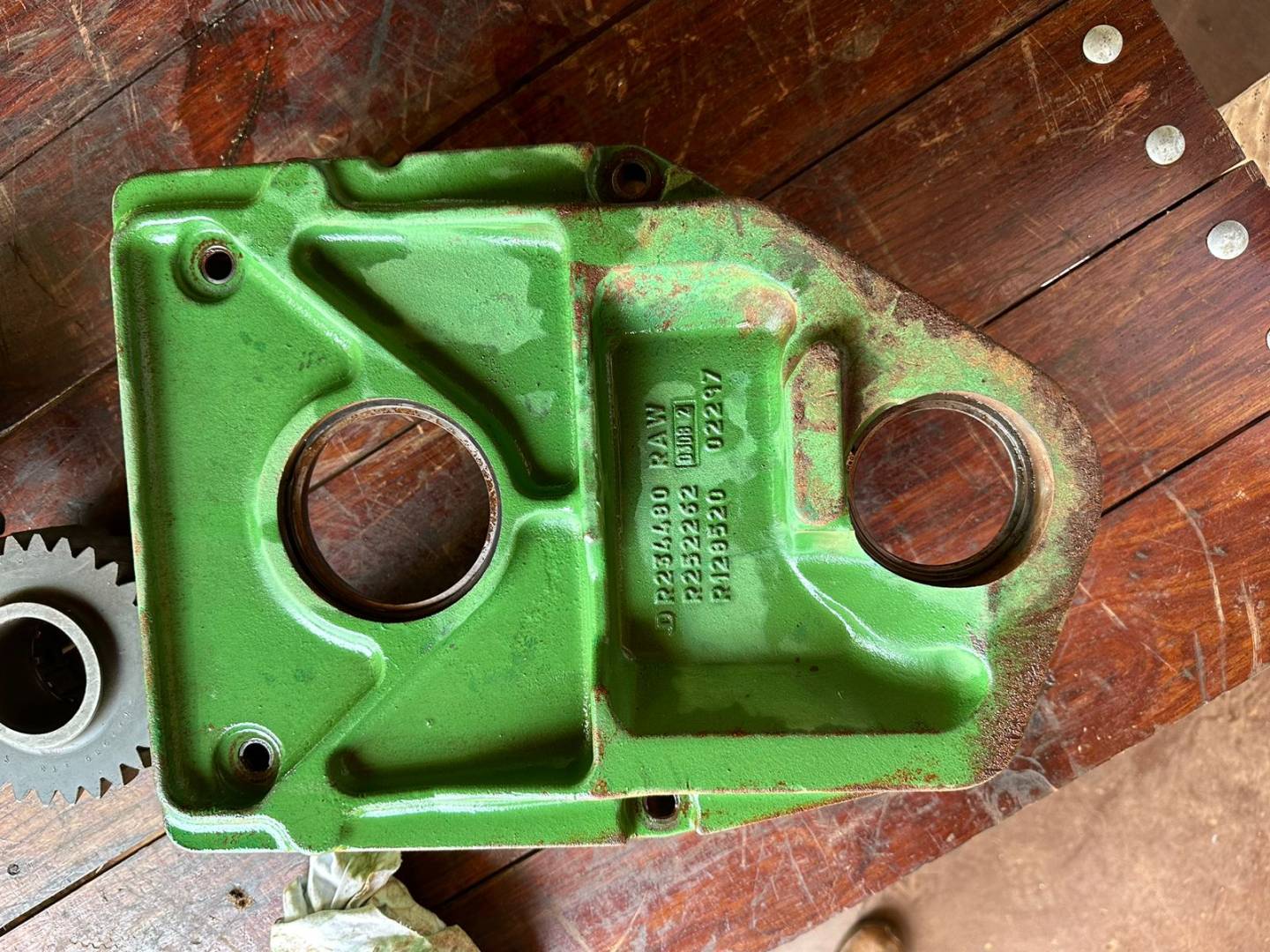 SUPORTE TOMADA DE FORÇA TRATOR JOHN DEERE - R234480, R252262, RE66783, R105887, R128520